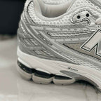 New Balance 1906R Silver Metallic