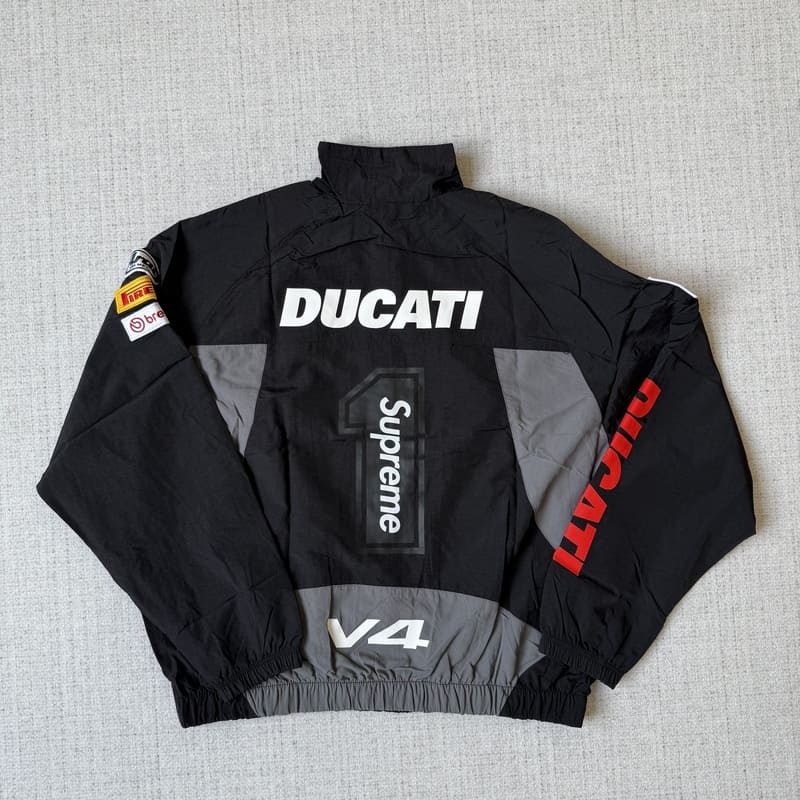Jaqueta Supreme x Ducati Preta
