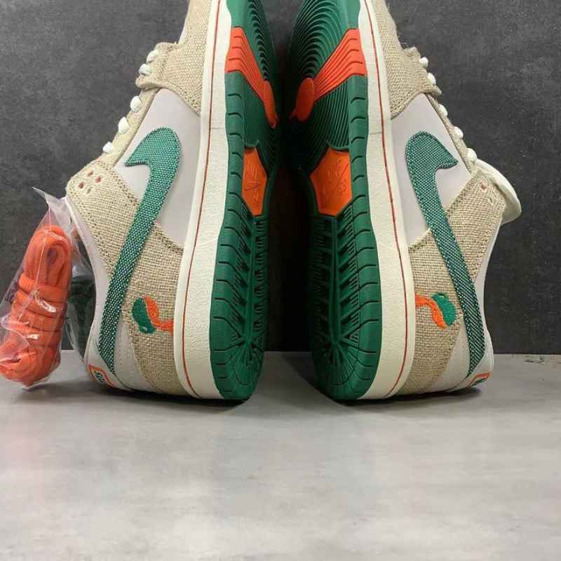Nike Dunk Low SB x Jarritos