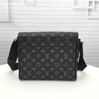 Louis Vuitton Bag Messenger District Monogram Eclipse