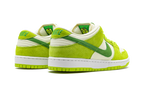 Nike SB Dunk Low Pro Sour Apple