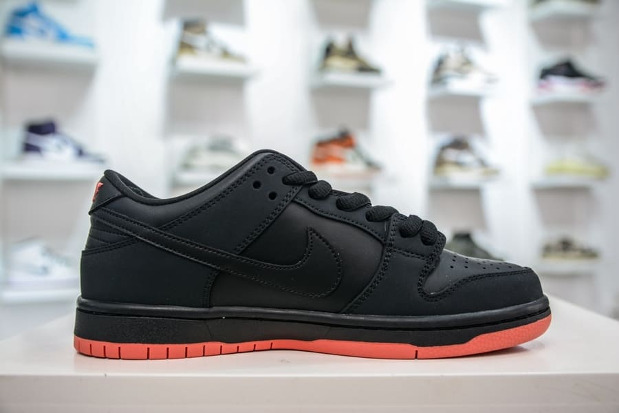 Nike Dunk Low Black Pigeon
