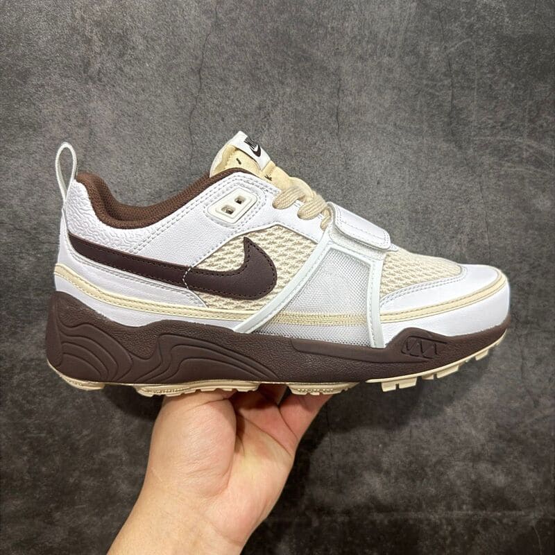 Travis Scott x Nike Zoom Field Jaxx Chocolate