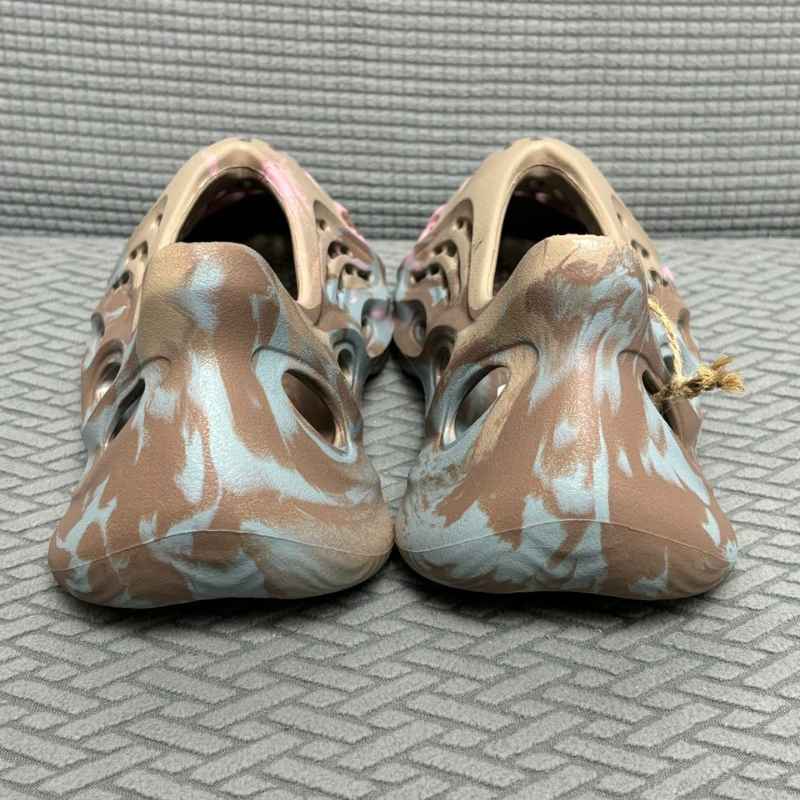 Adidas Yeezy Foam Runner Sand