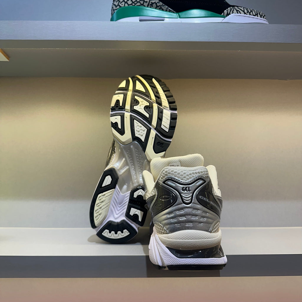 Asics Gel-Kayano 14 Cream Black Metallic Plum (Pronta Entrega)