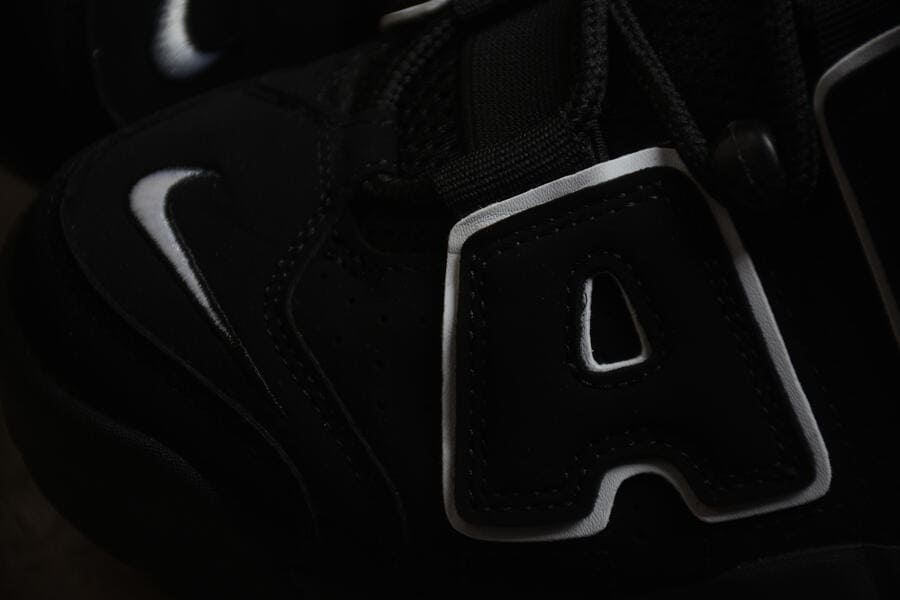 Pronta Entrega - Nike Air More Uptempo Black White