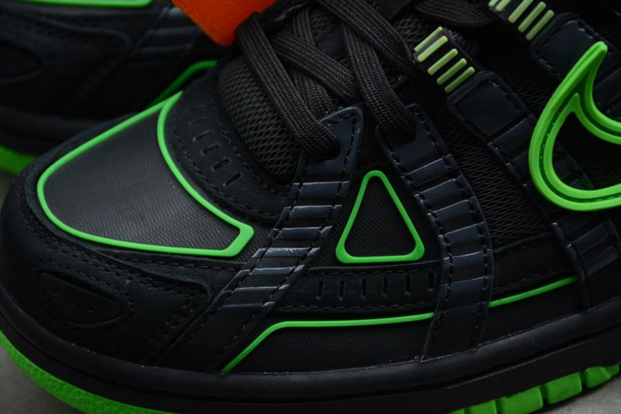 Off-White x Nike Air Rubber Dunk Green Strike