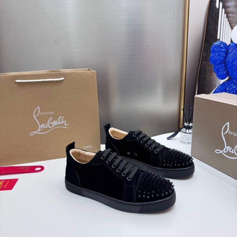 Christian Louboutin Louis Junior Spikes
