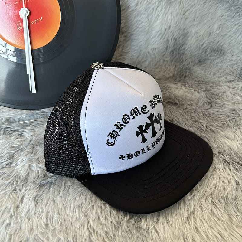 Boné Chrome Hearts Hollywood Cross Preto/Branco