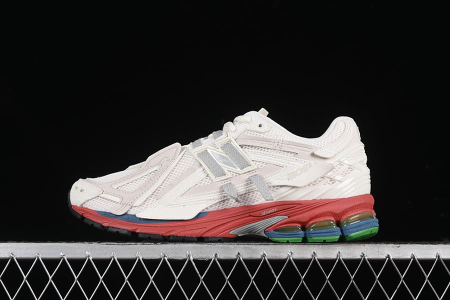 New Balance 1906A Sea Salt Astro