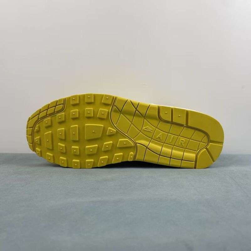 Air Max 1 x Supreme '87 SP Speed Yellow